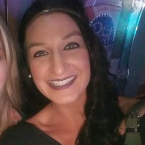 Meet your Posher, Jillian